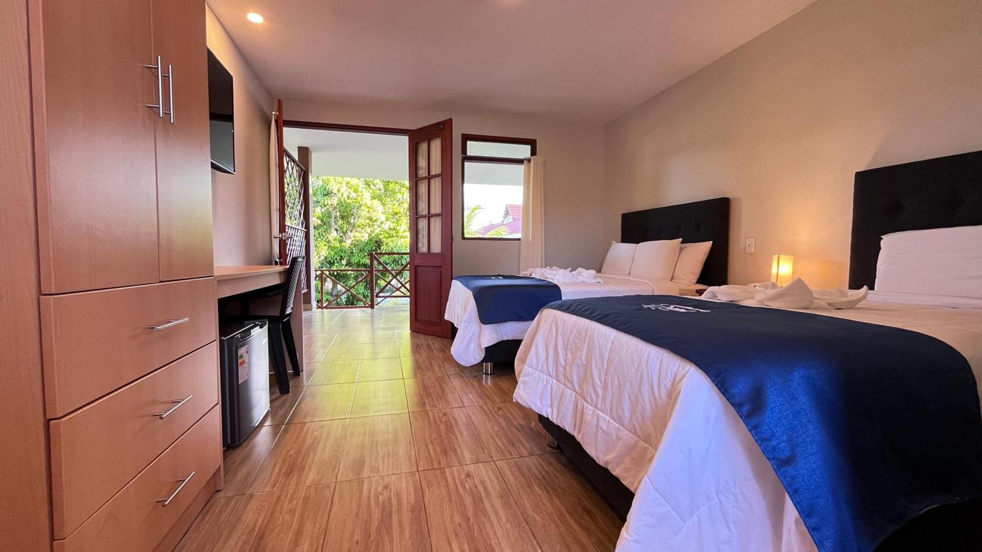 Laguna Azul Hotel & Suites Sauce エクステリア 写真