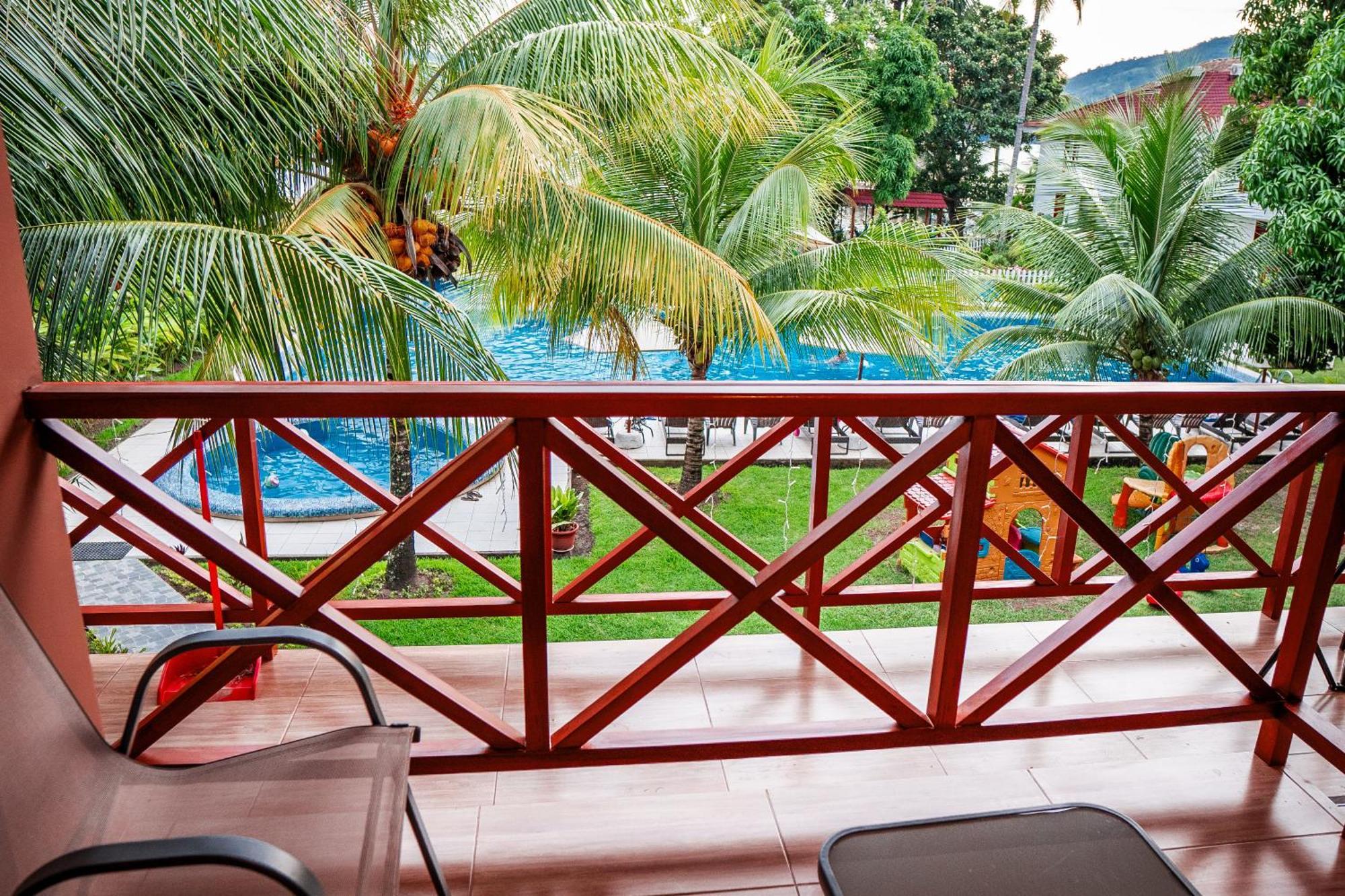 Laguna Azul Hotel & Suites Sauce エクステリア 写真