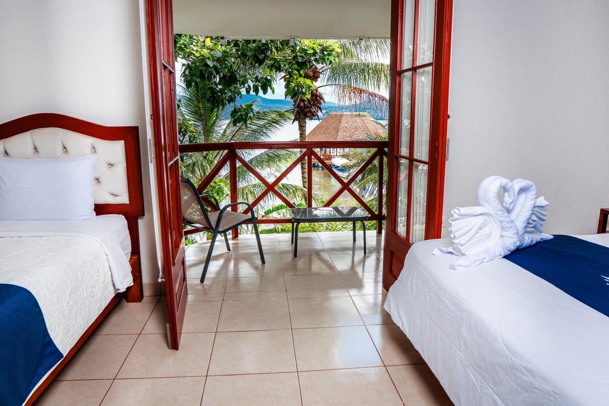 Laguna Azul Hotel & Suites Sauce エクステリア 写真