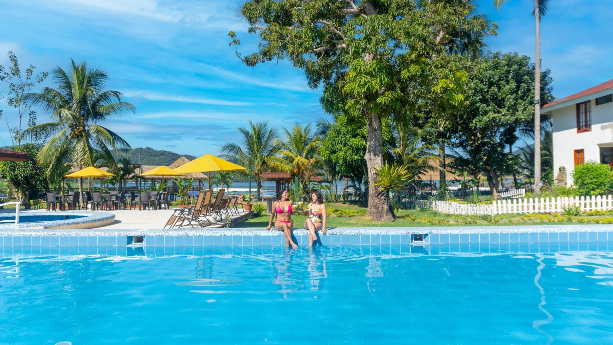 Laguna Azul Hotel & Suites Sauce エクステリア 写真